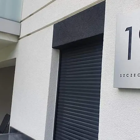 Aparthotel Rewal レバル